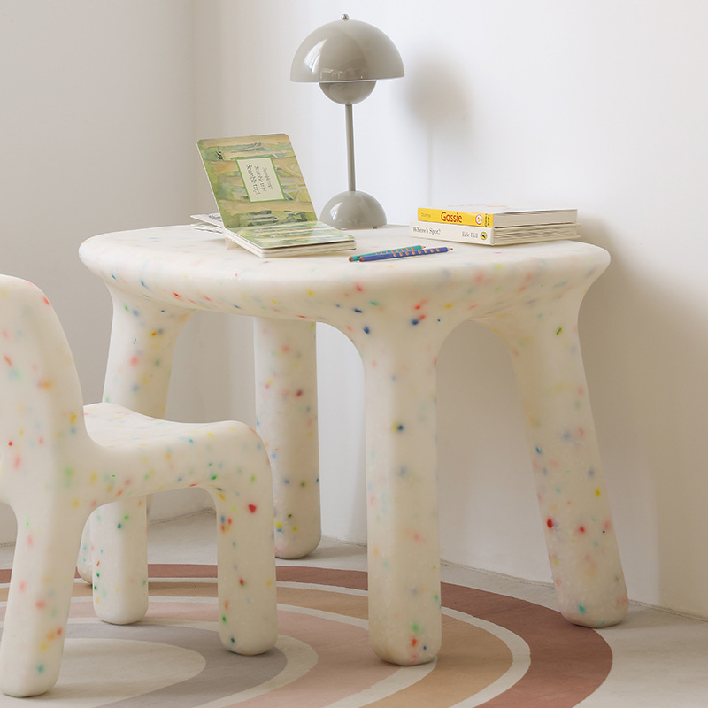 Kids Outdoor Table And Chairs - Детский учебный стол и стулья с