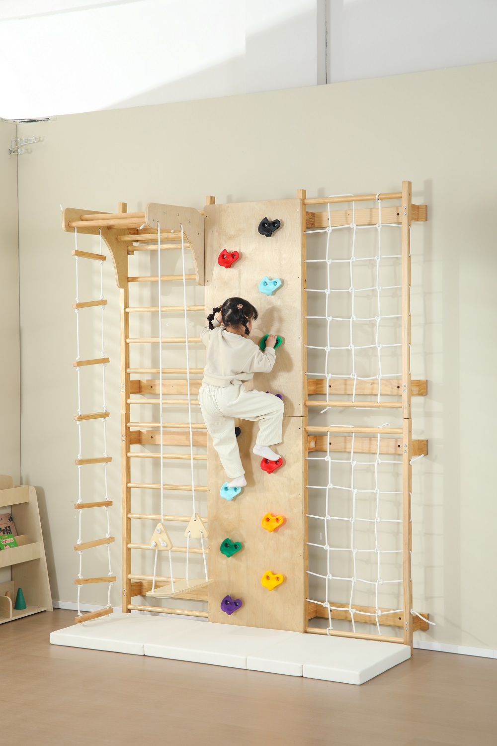 В наличии: Детская деревянная  – обзор и цена Kids Outdoor Wooden Climbing Frame